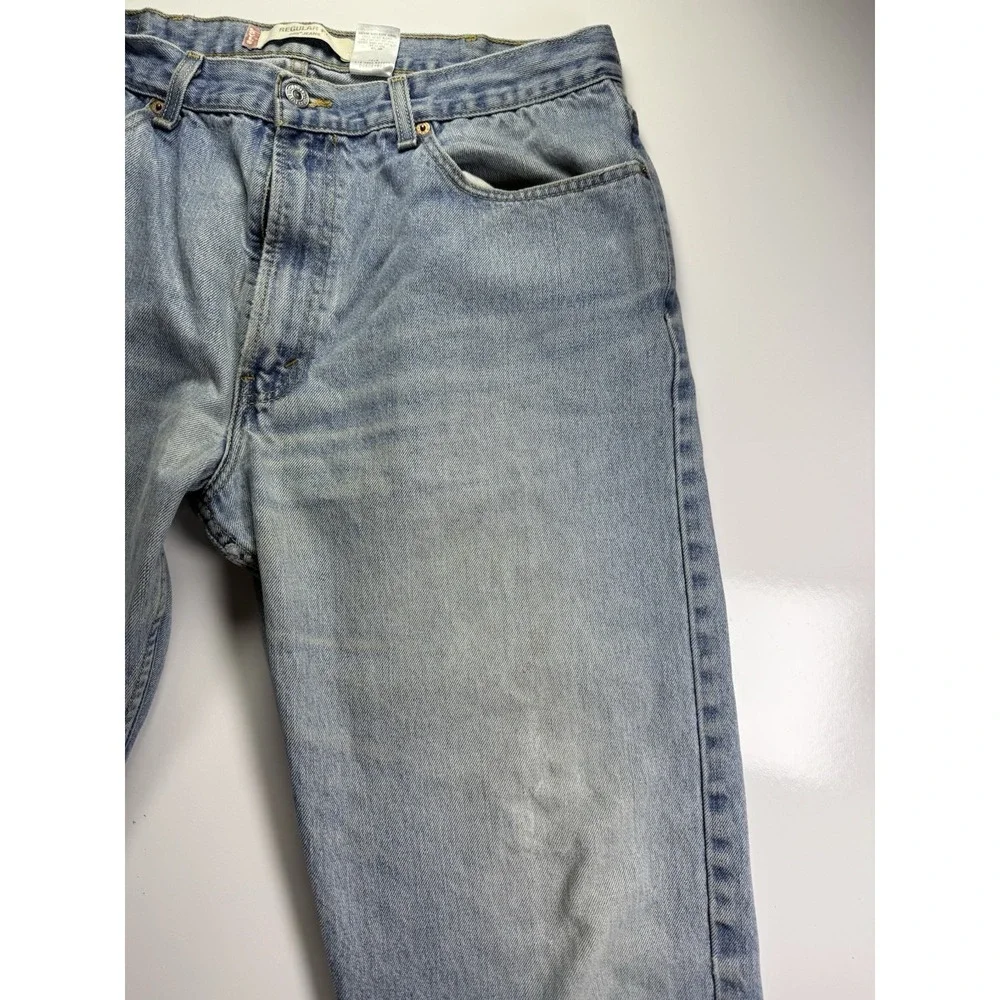 Levis 505 Jeans Mens 38x32 Regular Fit Straight Leg Denim Light Wash Casual Pant